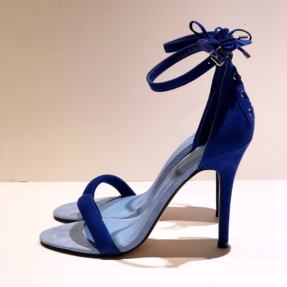 Chinese Laundry Blue Suede Strappy Sandals SZ 10